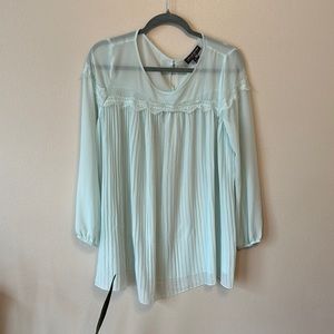 A Pea In The Pod Maternity Top Pleated‎ Mint Long Sleeve